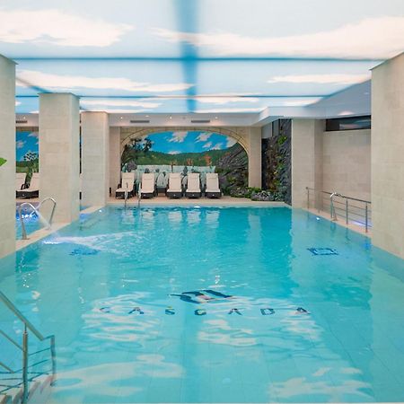 Hotel Cascada Băile Olăneşti Exterior foto