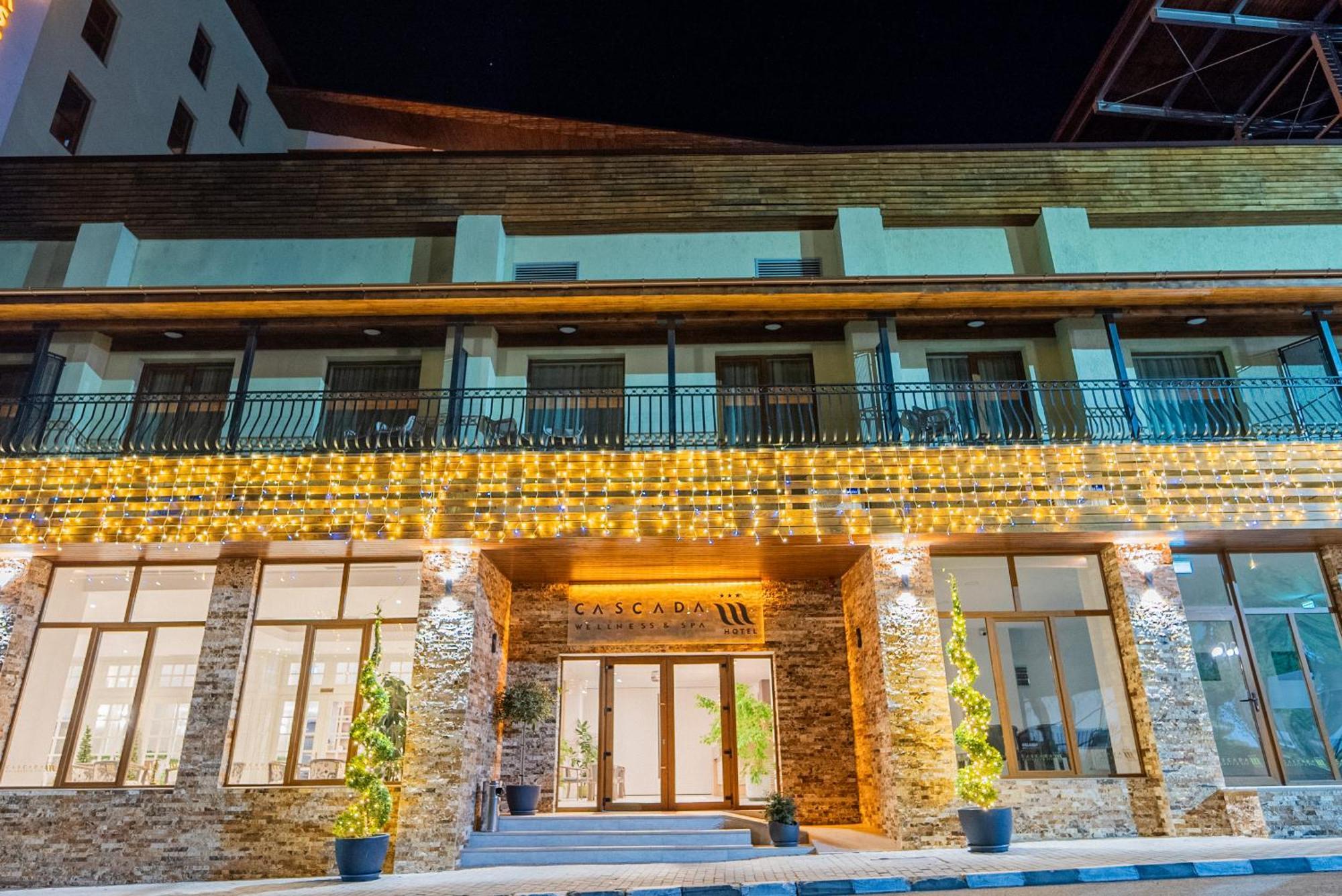 Hotel Cascada Băile Olăneşti Exterior foto