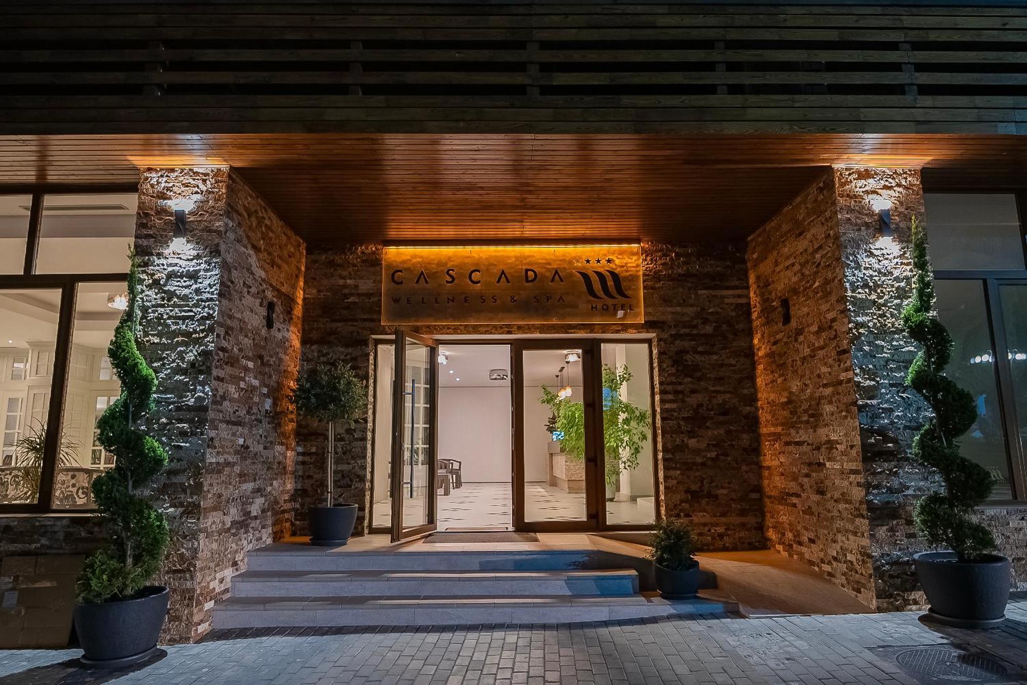 Hotel Cascada Băile Olăneşti Exterior foto