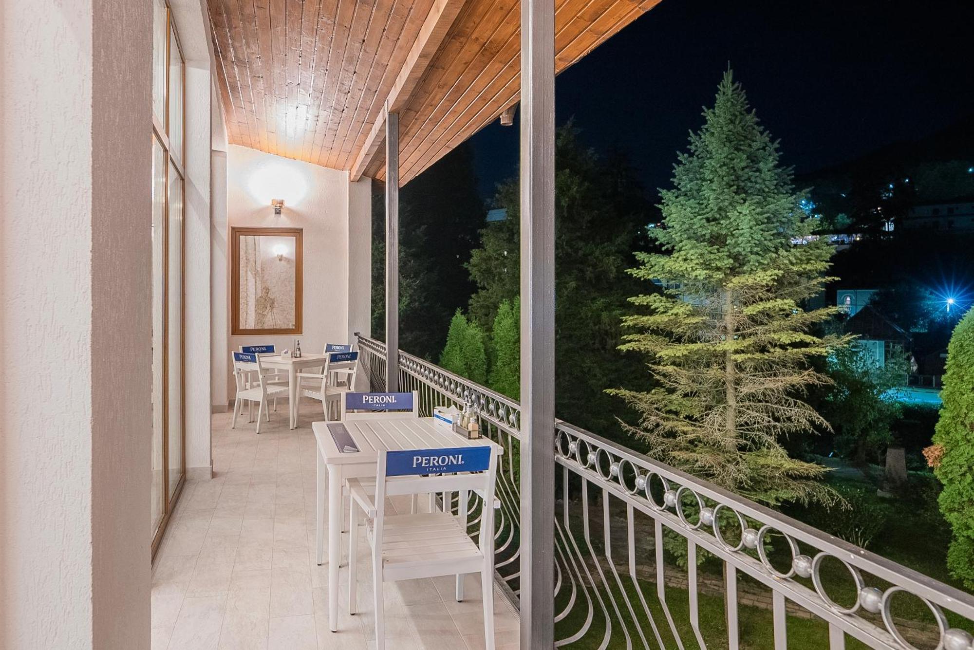 Hotel Cascada Băile Olăneşti Exterior foto